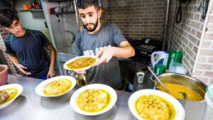 Read more about the article The Ultimate JERUSALEM FOOD TOUR + Attractions – Palestinian Food and Israeli Food in Old Jerusalem!