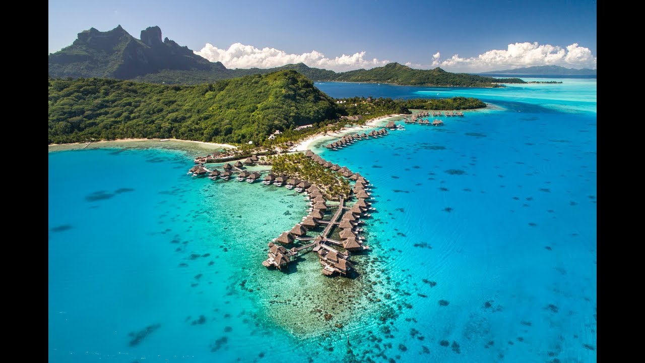 You are currently viewing TOP 10 TROPICAL ISLANDS for Vacations and Honeymoons! (Best Tropical Islands)