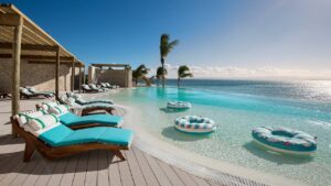 Read more about the article Most exclusive hotel in the world: TIME + TIDE MIAVANA (Madagascar) – full tour