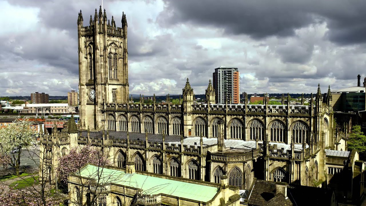 Read more about the article 2 Minute Travel Guide to Manchester