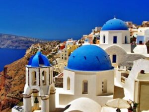 Read more about the article Romantic getaways: Fodor's top destinations for couples