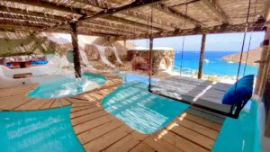 Read more about the article CALILO, GREECE | Phenomenal resort & incredible hotel suite (full tour in 4K)