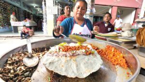 Read more about the article EXTREME Mexican Street Food in Oaxaca | INSANE Mexican Street Food Tour in Oaxaca, Mexico