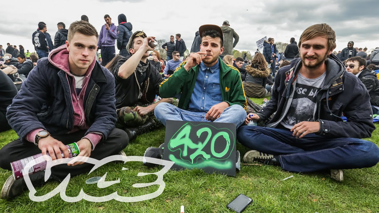 Read more about the article Celebrating 4/20 with London's Weed Fanatics