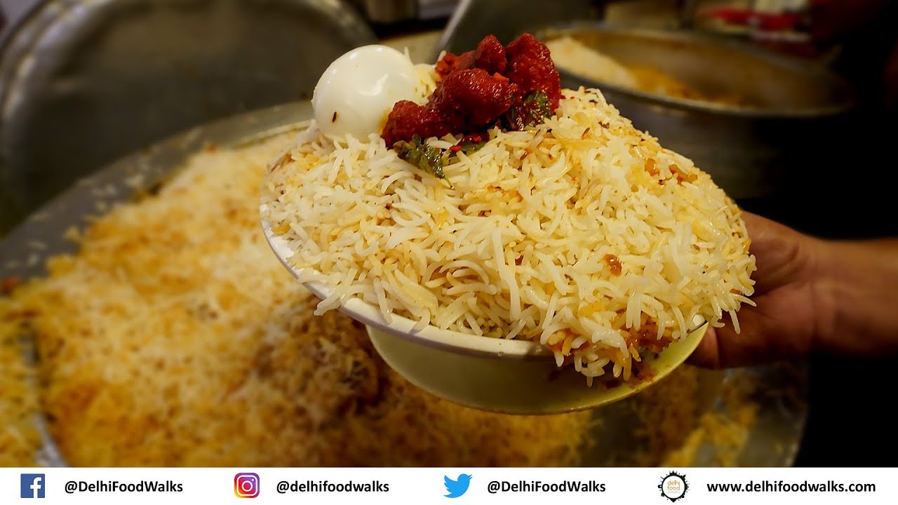 Read more about the article World Famous Hyderabadi CHICKEN BIRYANI | Biryani MAKING & Tasting